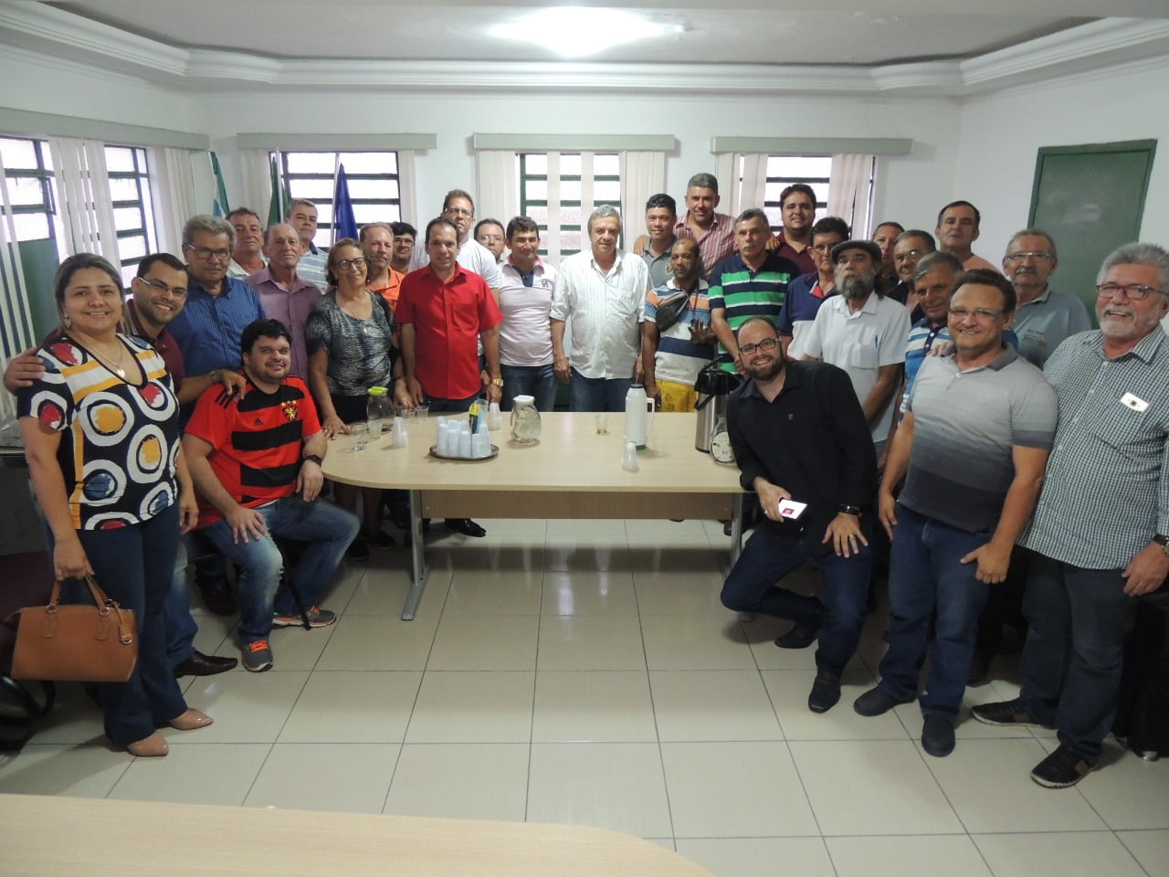 Prefeito de São José do Egito amplia base e recebe nova adesão política