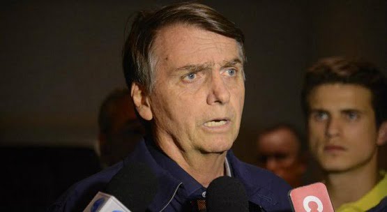 Bolsonaro: Programa Mais Médicos ‘destruiu famílias’