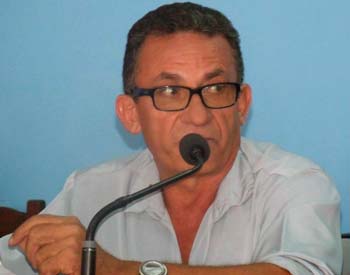 Prefeito de Solidão admite afastamento de 70 servidores contratados e diz já ter apoios para disputar reeleição