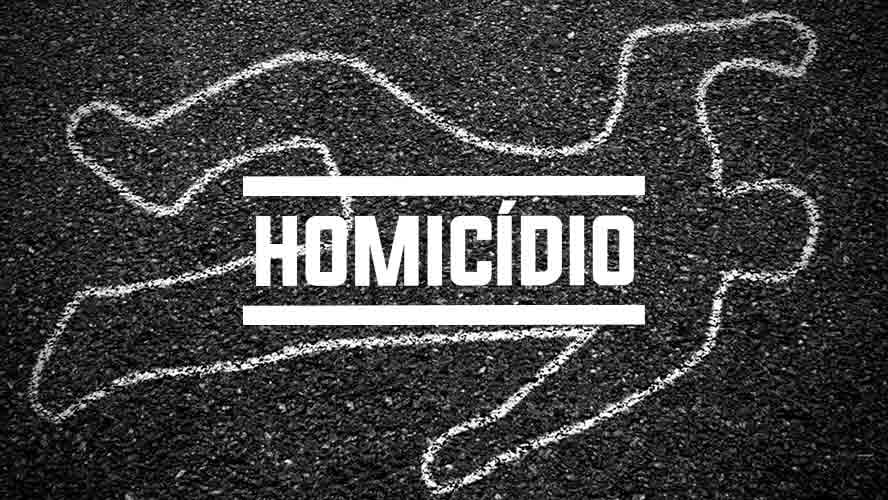 Em São José do Egito, homem é encontrado morto com 17 perfurações pelo corpo