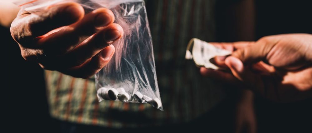 Cinco pessoas são presas por tráfico de drogas em Afogados