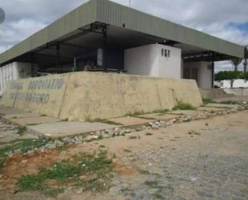 Rodoviária de SJE: oito anos aliado do Governo de Pernambuco prefeito Evandro Valadares foi incapaz de intermediar reforma