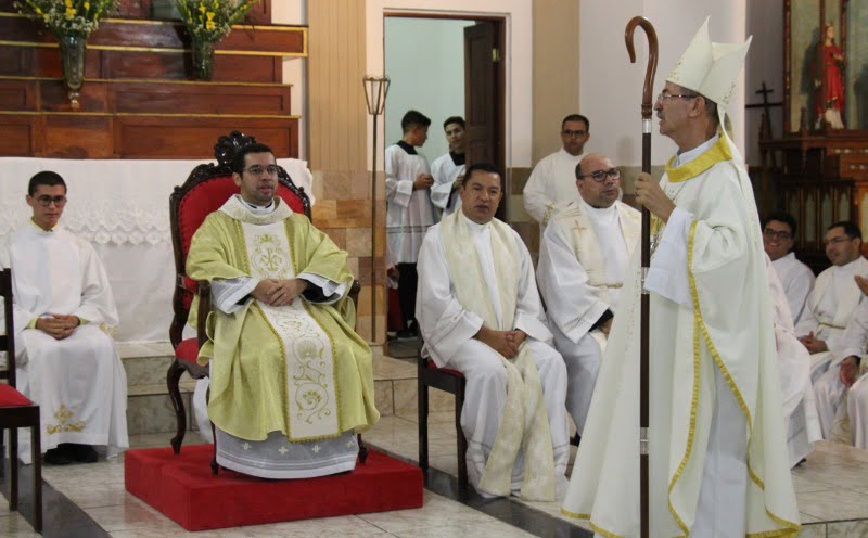 Padres Wellington Luiz e José Cícero assumem paróquias em São José do Egito e Tabira