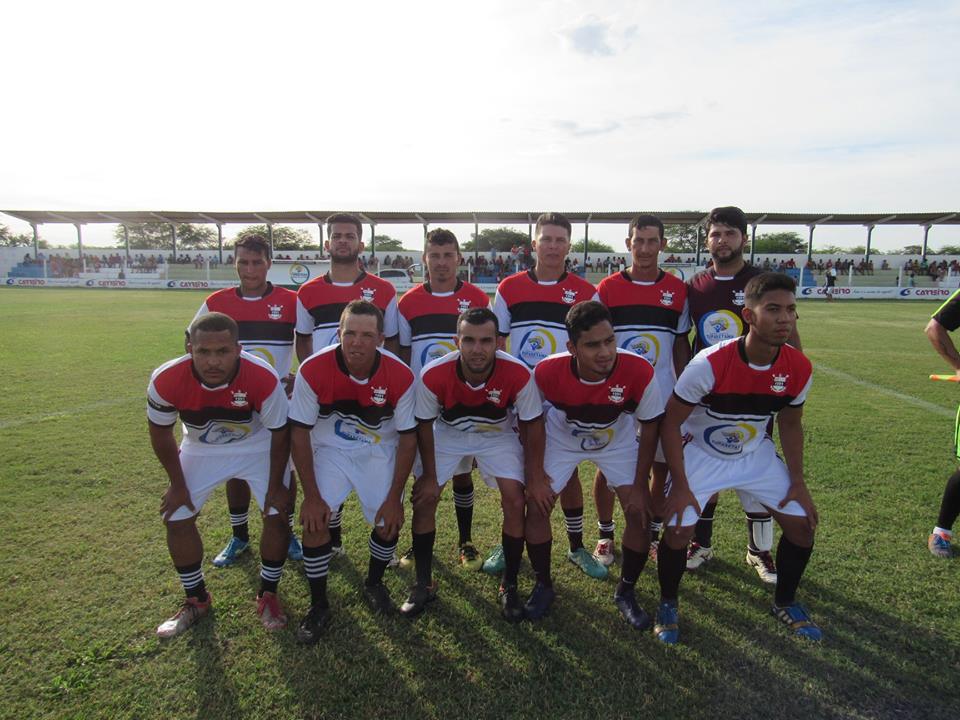 Tuparetama comemora sucesso do campeonato municipal de futebol