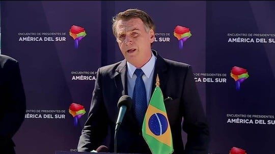 ‘A Justiça nasceu para todos e cada um que responda pelos seus atos’, diz Bolsonaro sobre Temer