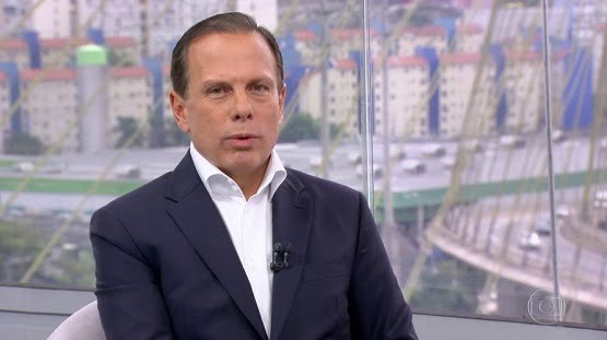 Doria anuncia indenização de R$ 100 mil a famílias de mortos em escola em Suzano