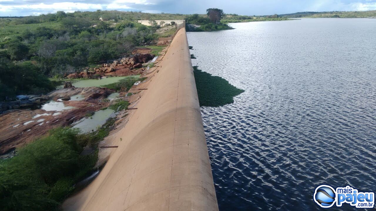 Comissão da Alepe visita barragem de Brotas