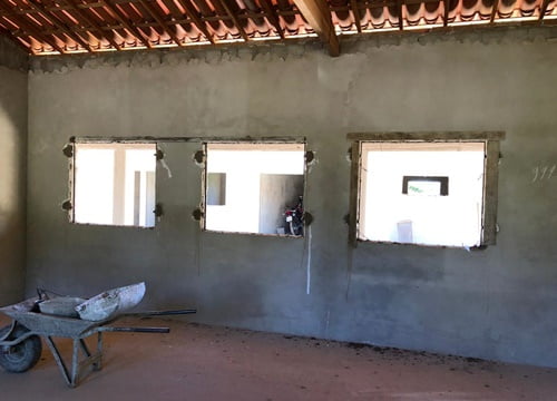 Avançam obras da ampliação da Escola Padre Frederico Bezerra Maciel no Povoado da Itã