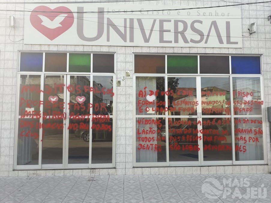 Em Afogados, igreja Universal amanhece pichada