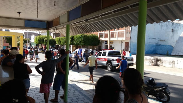 Troca de tiros entre bandidos e PM deixa um morto e outro ferido após tentativa de assalto aos Correios de Água Branca-PB