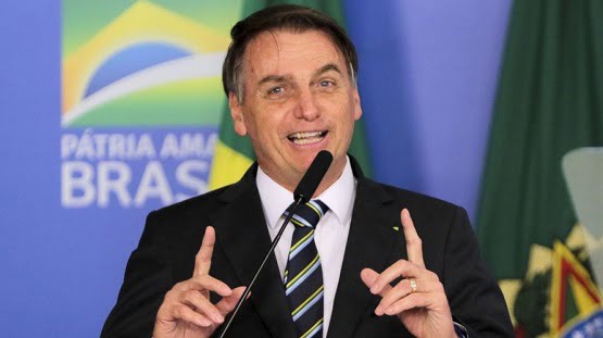 Bolsonaro diz que dinheiro retirado de universidades será investido na educação básica
