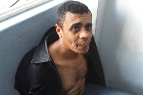 Autor de facada em Bolsonaro não pode ser preso, decide Justiça