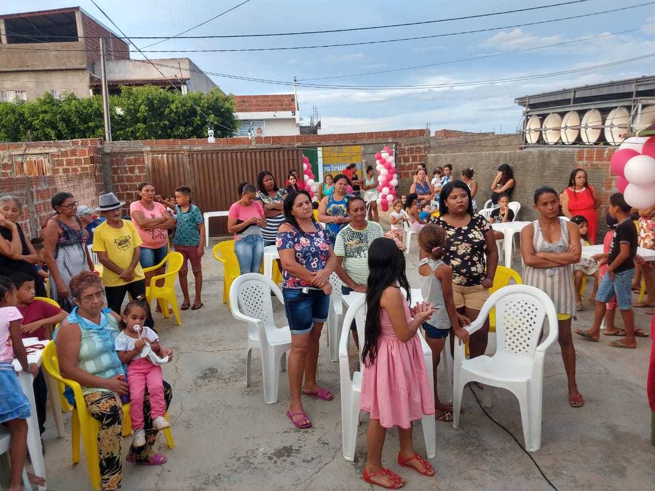 Dia das Mães é comemorado com sucesso no Residencial Miguel Arraes, em Afogados