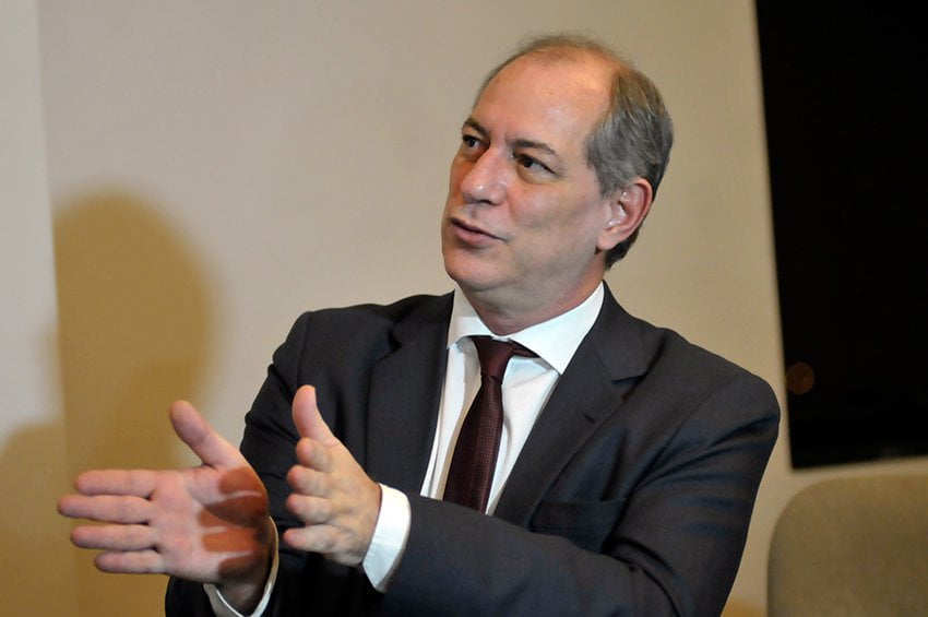 Ciro diz que Lula é ‘enganador profissional’ e ‘defunto eleitoral’