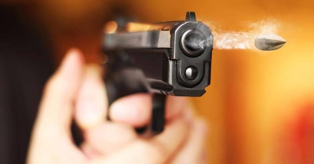 Homem atira na própria cabeça em Serra Talhada
