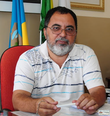Prefeitura de Carnaíba vai investir na construção de salas de aulas e banheiro na escola Imaculada