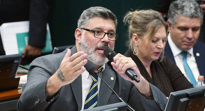 PSL expulsa deputado federal Alexandre Frota (SP)