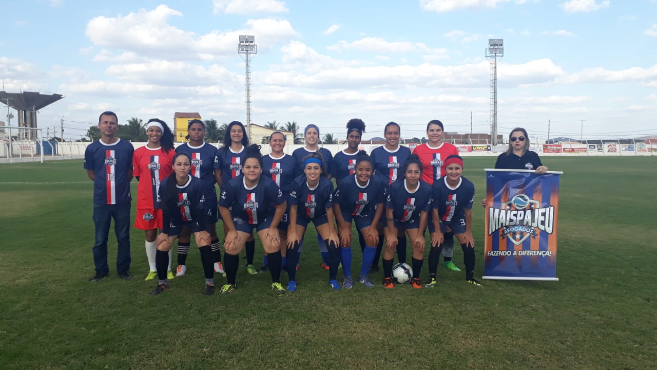 Mais Pajeú joga pela primeira vez no Vianão, que recebeu seu primeiro jogo feminino