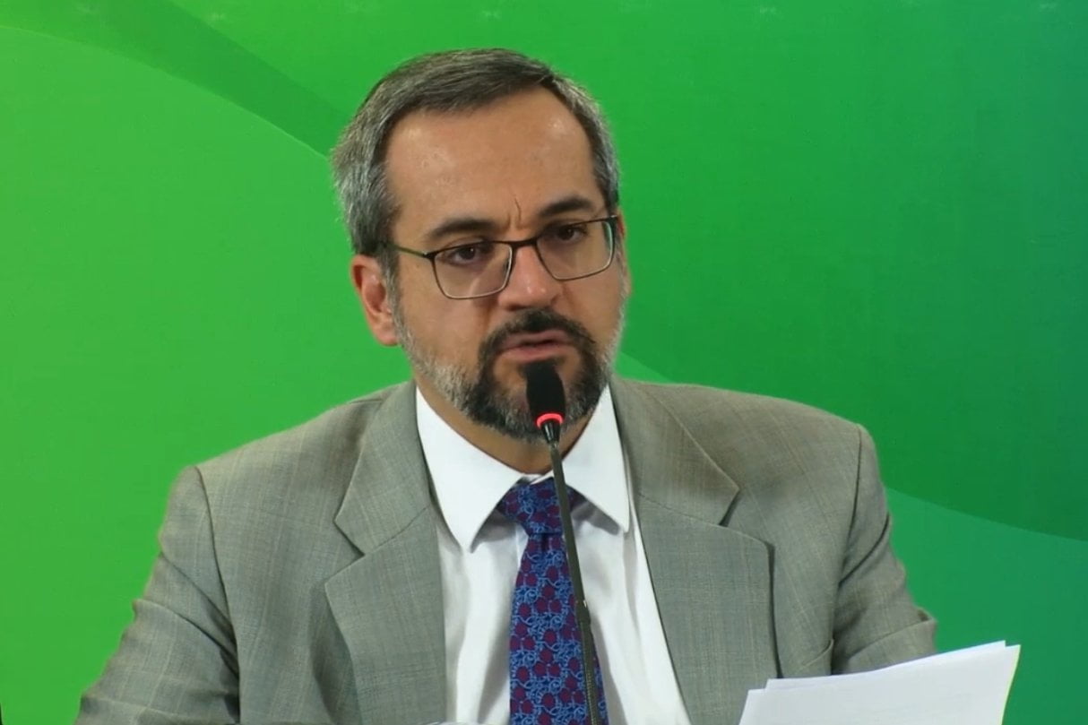 MEC anuncia remanejo no orçamento e libera R$ 1,1 bilhão para universidades e institutos federais