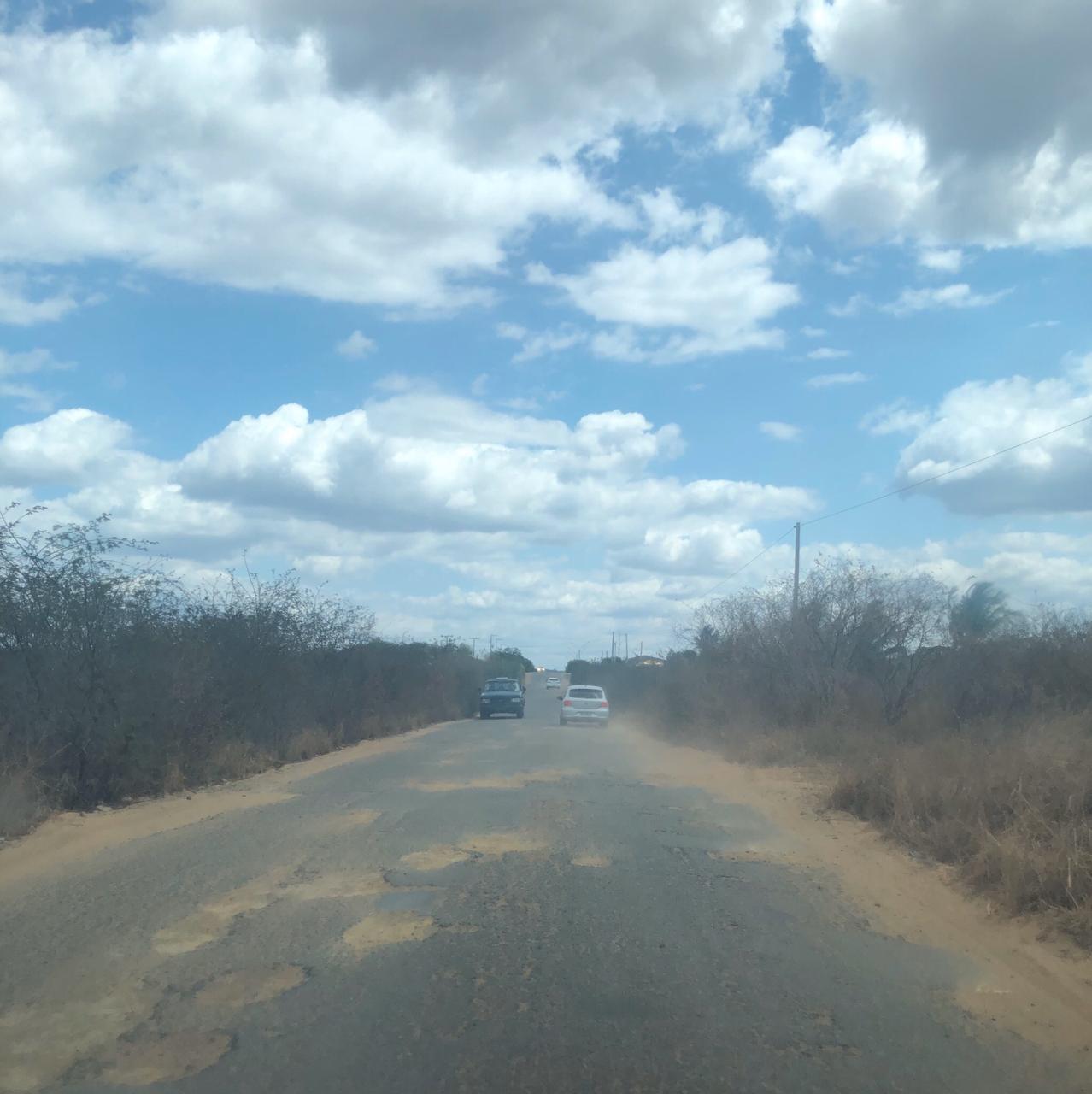 PE-275 entregue as baratas, deputados majoritários em Brejinho silenciam