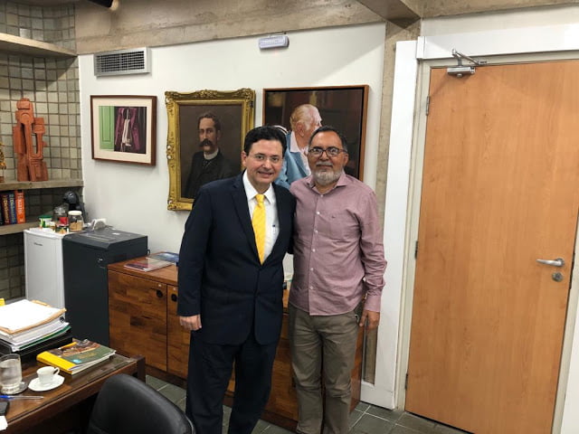 Prefeito de Carnaíba é recepcionado pelo presidente da Fundação Jaquim Nabuco em Recife
