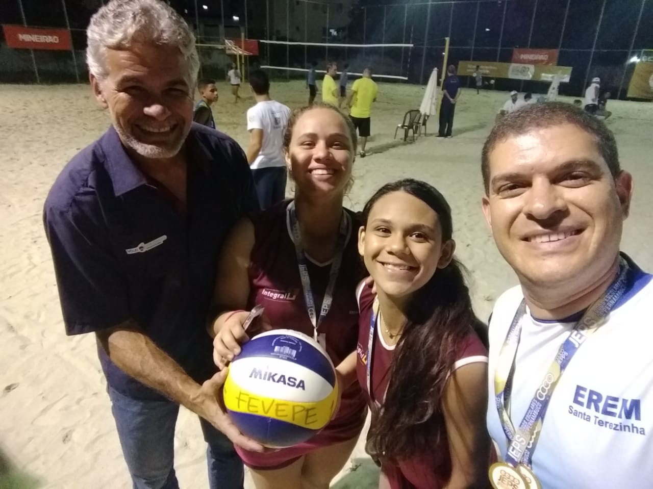 Dupla de Vôlei de Praia de Santa Terezinha faz história e se consagra Campeã Pernambucano nos Jogos Escolares no Recife