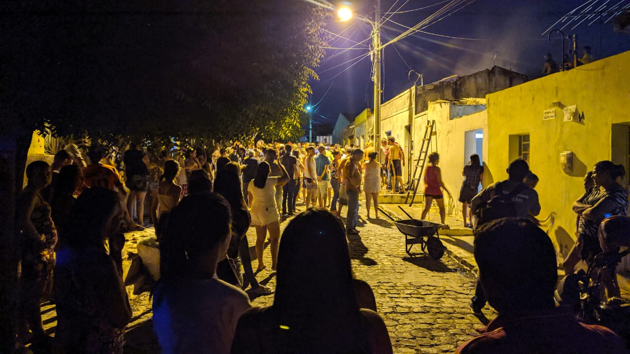 Polícia divulga detalhes de incêndio em bairro de Afogados