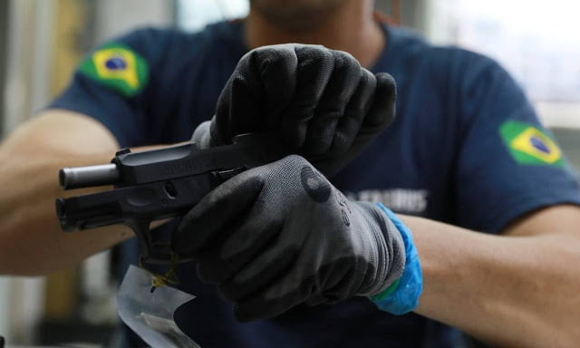País chega a 1 milhão de armas registradas após de decretos de Bolsonaro