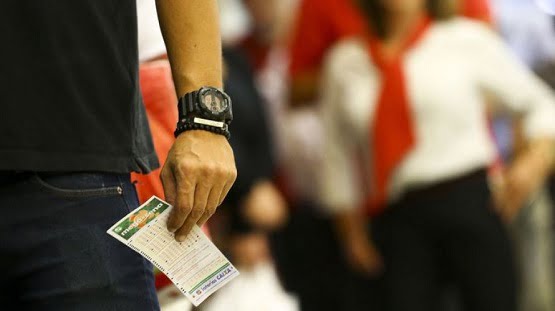 Apostar na loteria fica mais caro; mega-sena vai custar R$ 4,50