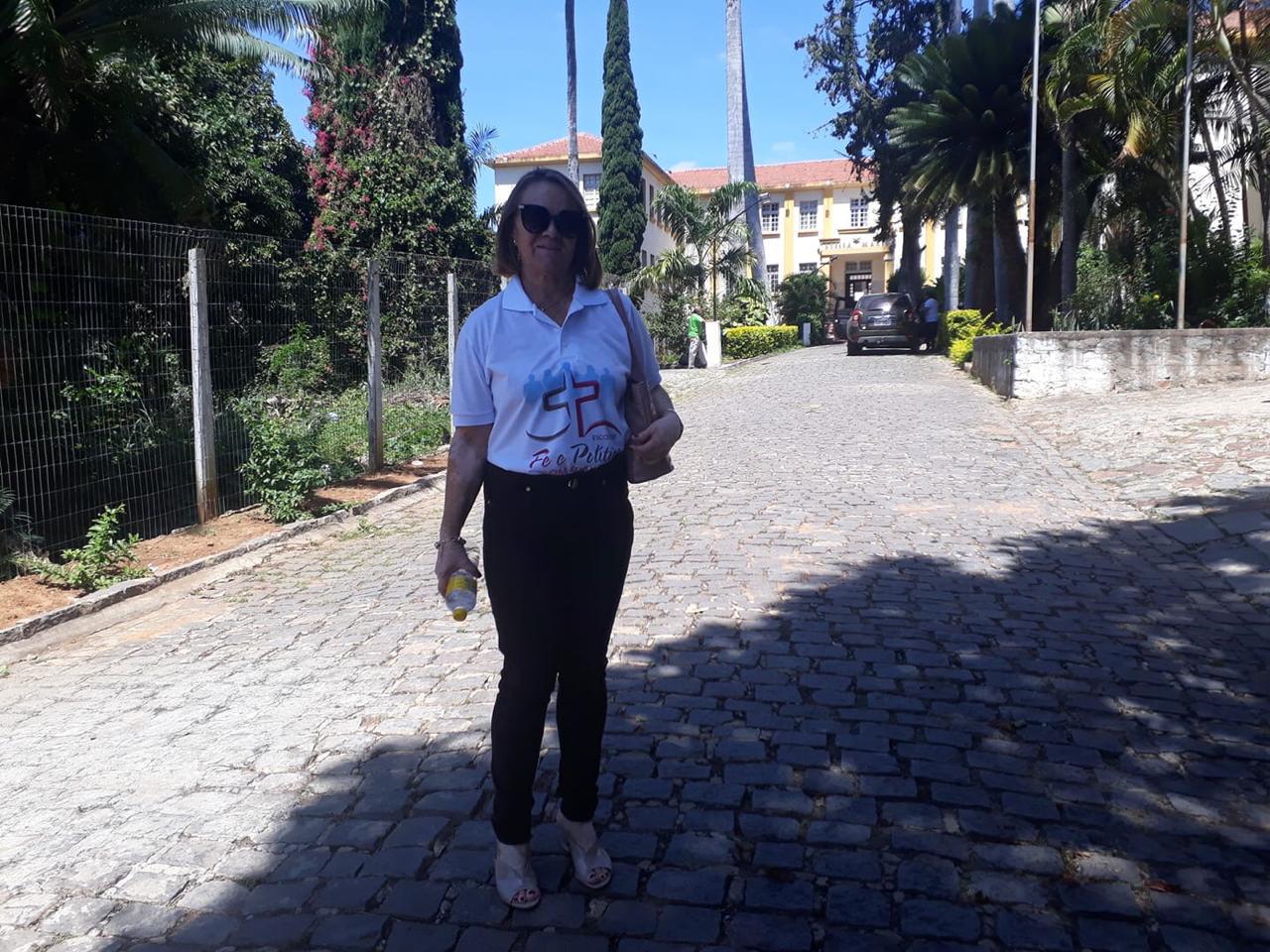 Ex-vereadora Nininha da Ebape declara apoio ao empresário Gilson Bento, em Brejinho