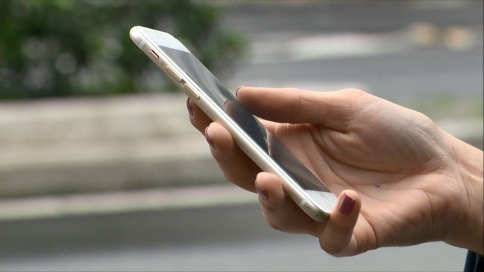 Celular roubado de manicure em bairro de Afogados