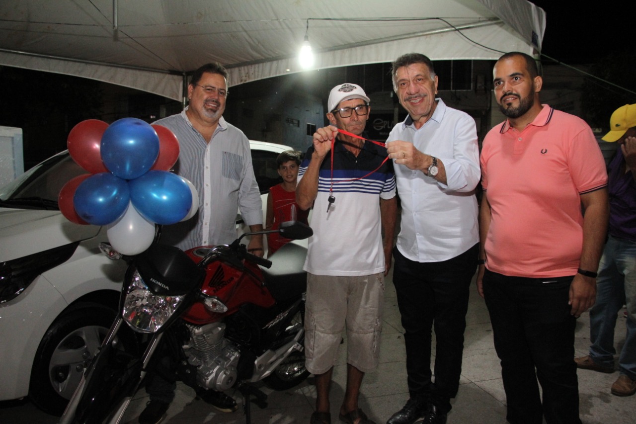 Prefeitura de Afogados premiou contribuintes