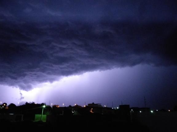 Chuva confirma previsão da meteorologia e cai no Sertão. Confira imagens de Afogados