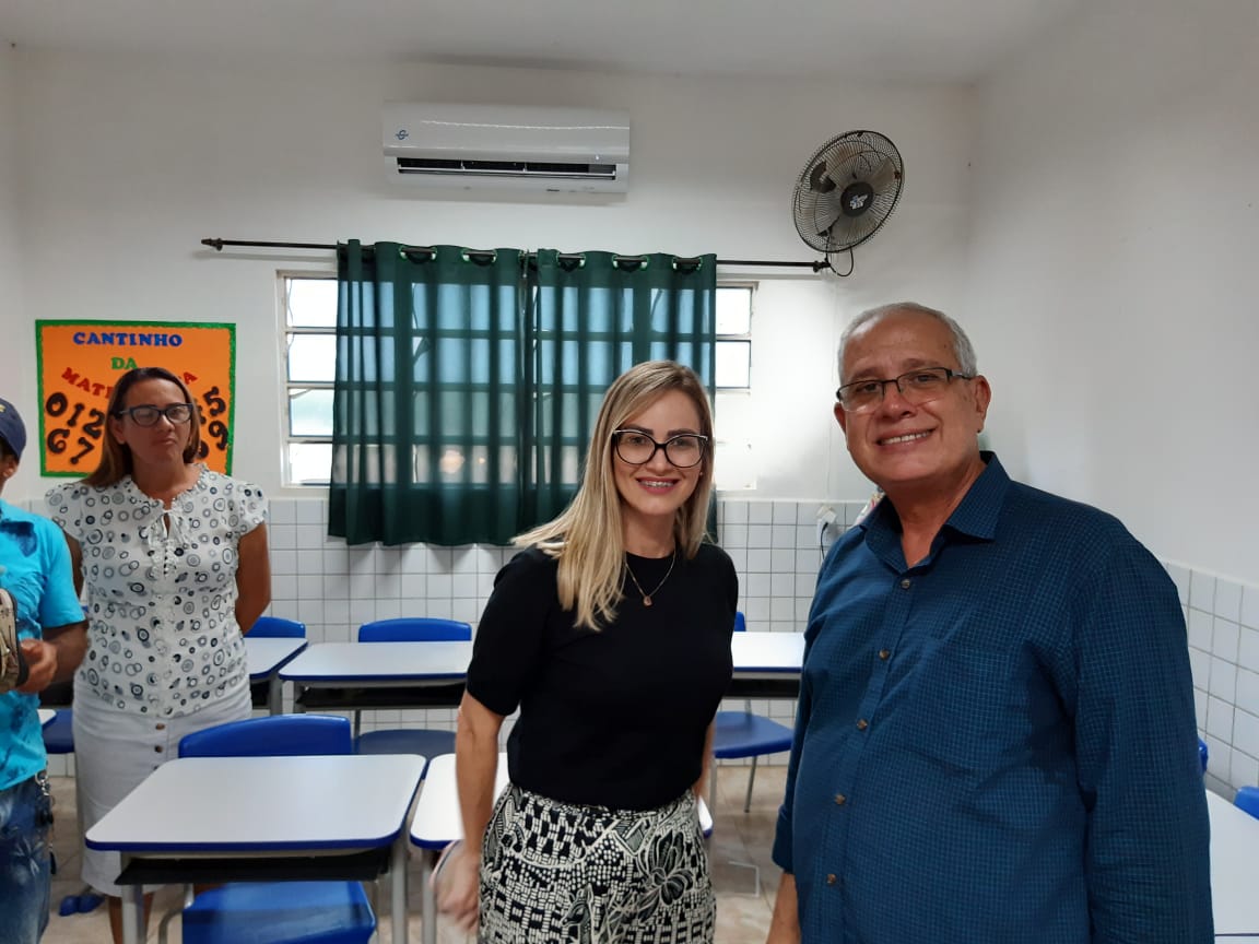 Volta às aulas: Prefeitura de Tuparetama entrega escola climatizada e anuncia novos investimentos na educação.
