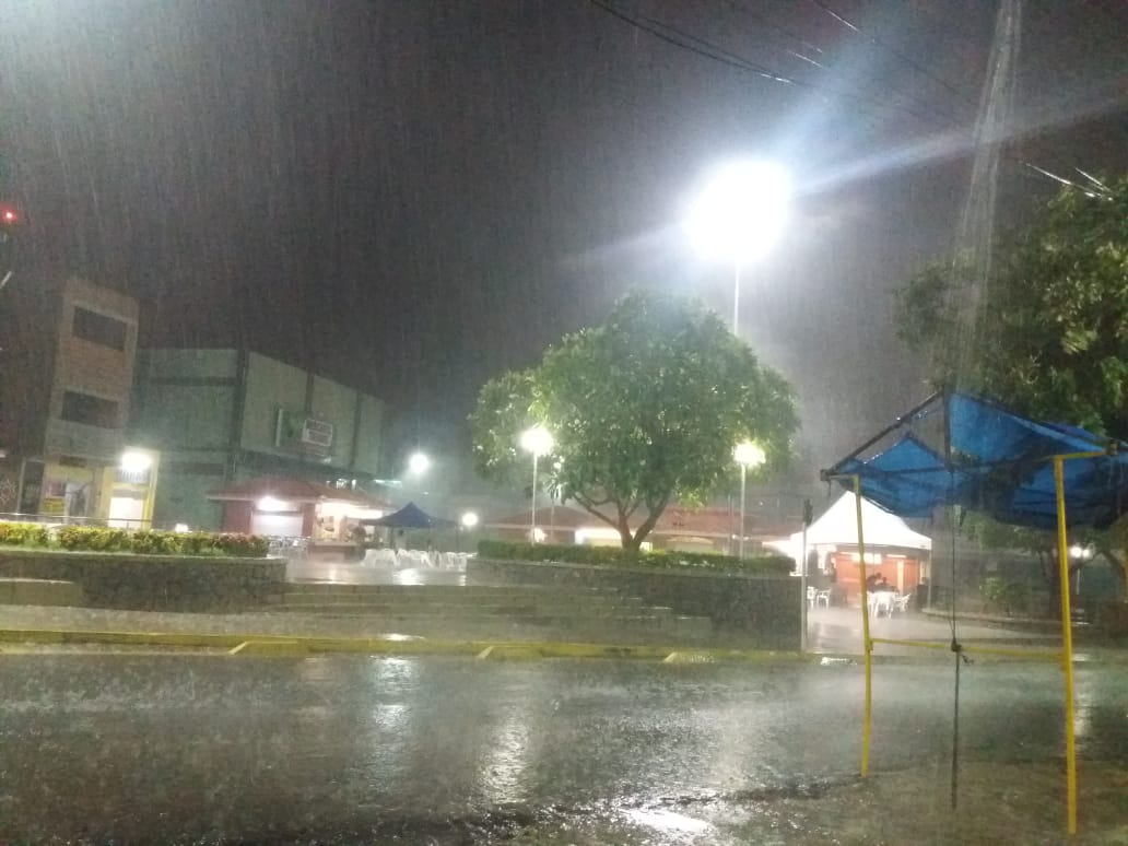 Sexta-feira chuvosa no Sertão do Pajeú
