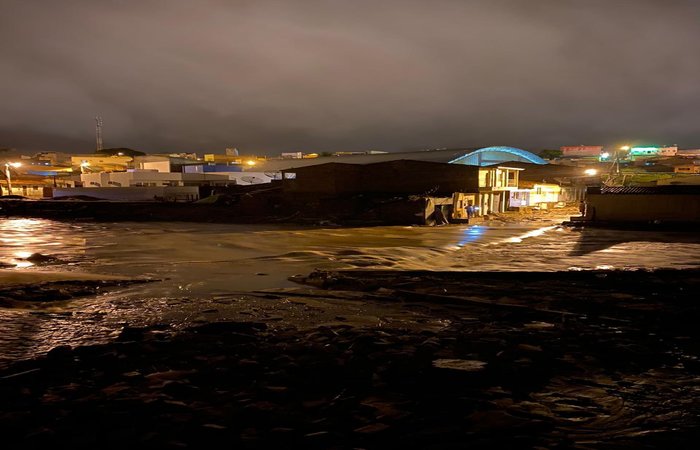 Barragem rompe em Arcoverde e atinge municípios em Pernambuco e Alagoas
