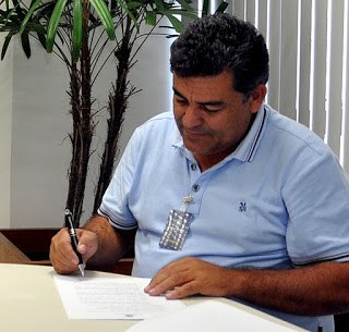 Tribunal Regional Federal mantém absolvição de Delson Lustosa