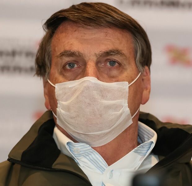 Bolsonaro testa positivo para coronavírus, já usa cloroquina e espera contraprova, diz jornalista