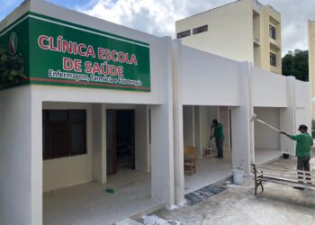 Primeira Clínica Escola de Saúde de Arcoverde segue com obras a todo vapor na AESA!