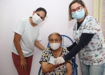 Prefeitura de Afogados já vacinou mais de 20% de sua população vacinável