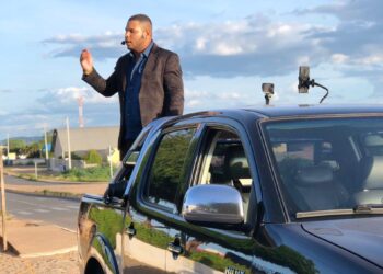 TV + Pajeú: CDL Afogados traz tenor para levar mensagem de fé e esperança aos afogadenses