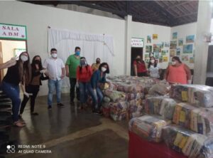 Prefeitura de Ouro Velho entrega 250 cestas básicas para à população