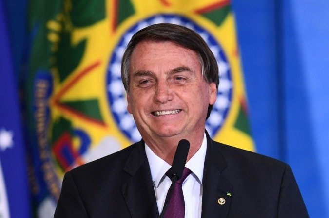 Sem voto impresso, não vai ter eleição em 2022, afirma Bolsonaro