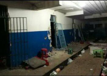 Detentos fogem da cadeia pública de Serra Talhada