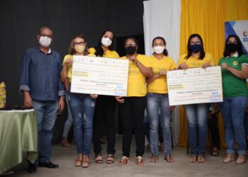 Escola Destaque: Educação de Tuparetama realiza cerimônia de premiação do Programa Criança Alfabetizada