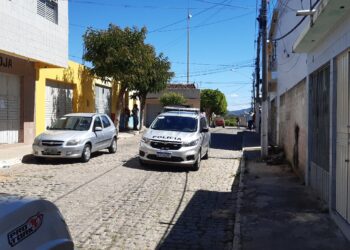 Urgente: Tentativa de assalto em Iguaracy; PM captura meliantes
