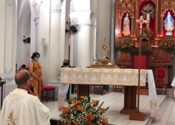 Missa de Corpus Christi celebrada em Afogados da Ingazeira