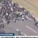 Motociclista cai e causa acidente em ato pró-Bolsonaro; Assista