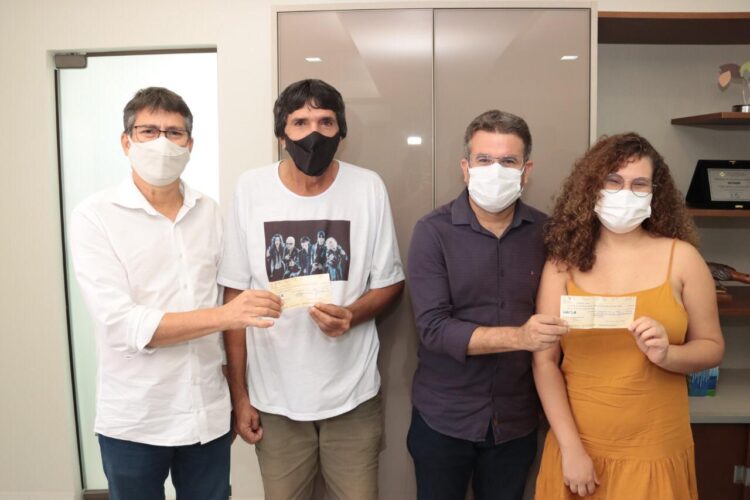 Prefeitura de Afogados iniciou o pagamento do auxílio emergencial dos artistas