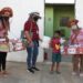 Prefeitura de Afogados entrega kits com material didático a crianças atendidas pela assistência social